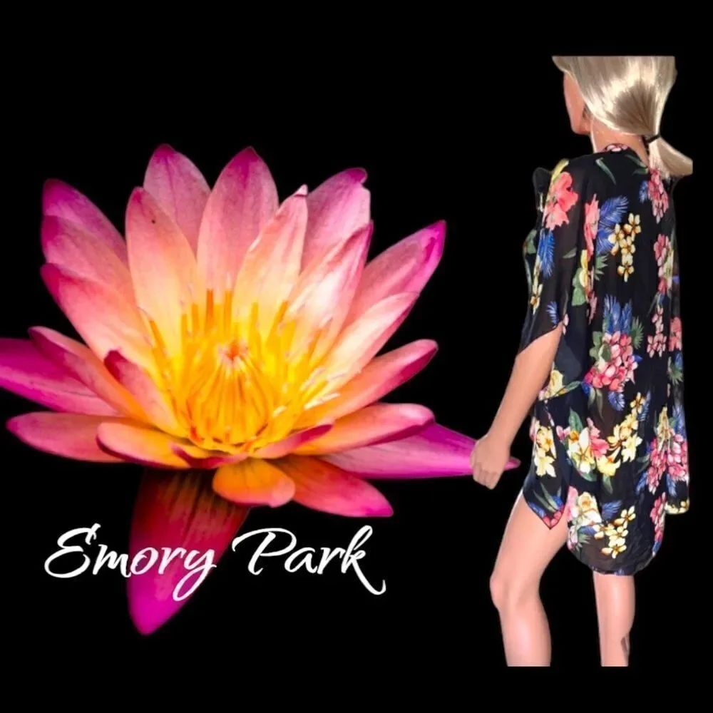 Emory Park l Black floral l Open Kimono l Sheer l Slitted l L l EUC